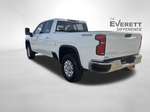 Used 2024 Chevrolet Silverado 2500 LTZ image 9
