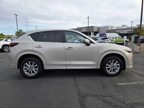 Used 2024 MAZDA CX-5 AWD 2.5 S w/ Select Package image 7