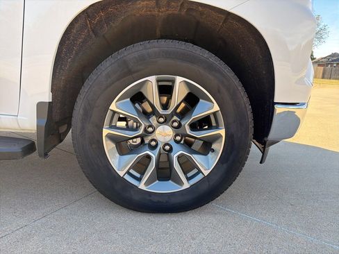 Used 2025 Chevrolet Silverado 1500 LT w/ Safety Package image 14