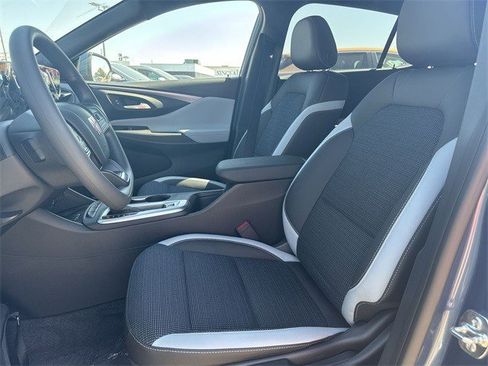 New 2026 Buick Envista Preferred w/ Convenience II Package image 11