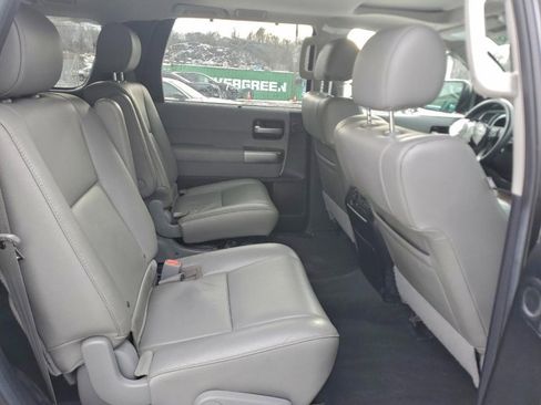 Used 2021 Toyota Sequoia Limited image 9