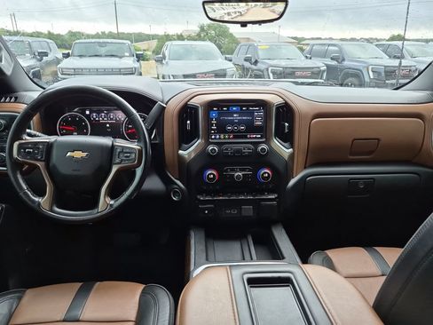 Used 2020 Chevrolet Silverado 3500 High Country w/ LPO, Hitch Package AWD/4WD image 34