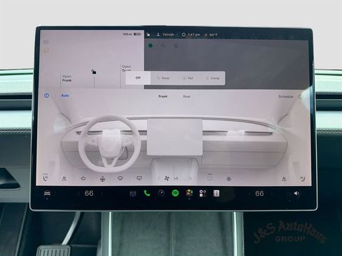 Used 2026 Tesla Model Y 2WD image 21