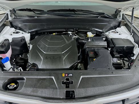 Used 2025 Kia Telluride S image 36