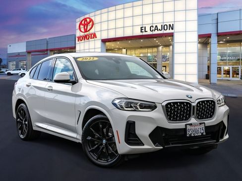 Used 2022 BMW X4 xDrive30i w/ M Sport Package 2 AWD/4WD image 1