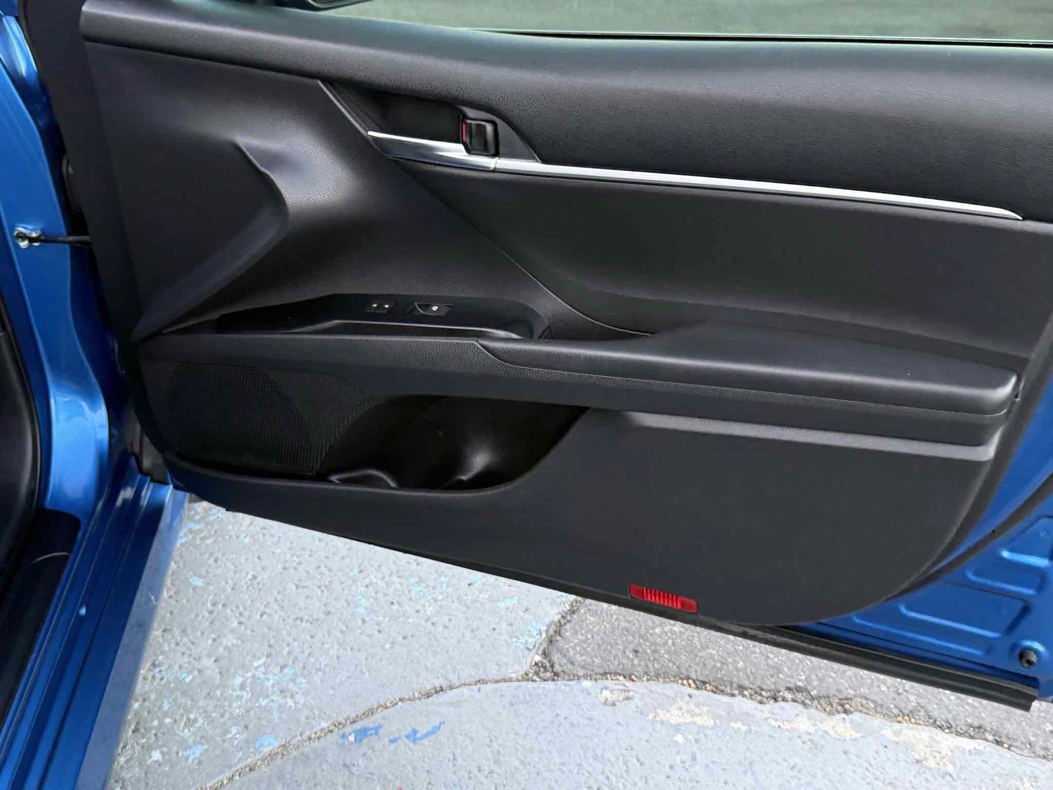 Used 2020 Toyota Camry LE w/ Carpet Mat Package FWD image 47