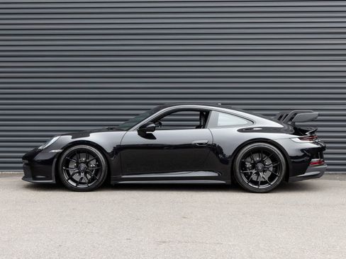 Certified 2024 Porsche 911 GT3 image 2