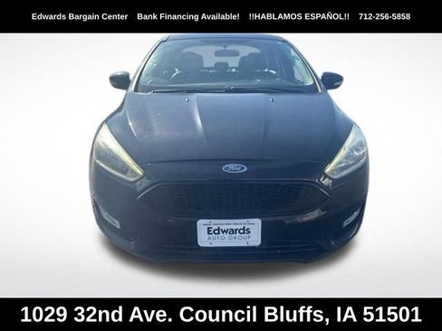 Used 2016 Ford Focus Titanium w/ Titanium Cold Weather Package FWD image 2