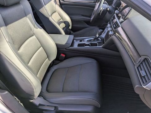 Used 2022 Honda Accord Sport image 35