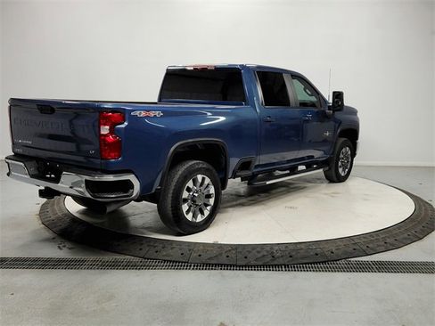 Used 2024 Chevrolet Silverado 2500 LT w/ Texas Edition image 7