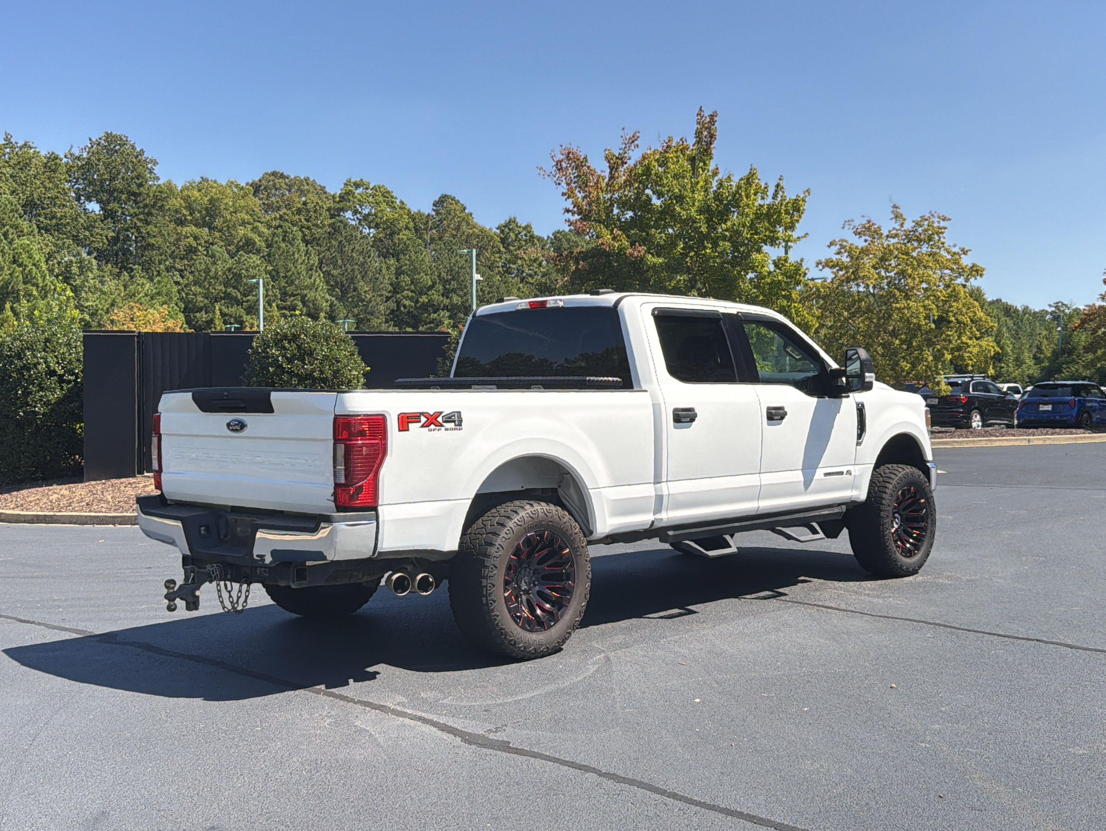 Used 2021 Ford F250 XLT w/ FX4 Off-Road Package AWD/4WD image 3