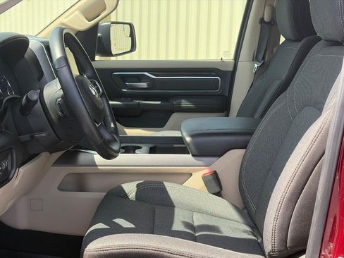 Used 2019 RAM 1500 Big Horn AWD/4WD image 17
