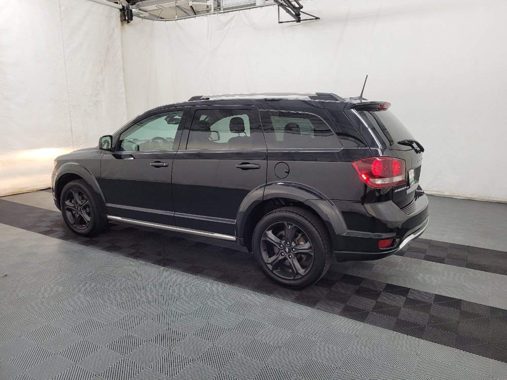 Used 2020 Dodge Journey Crossroad FWD image 3