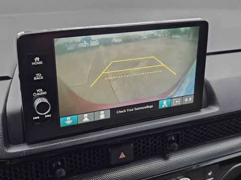 Used 2023 Honda CR-V EX-L image 17