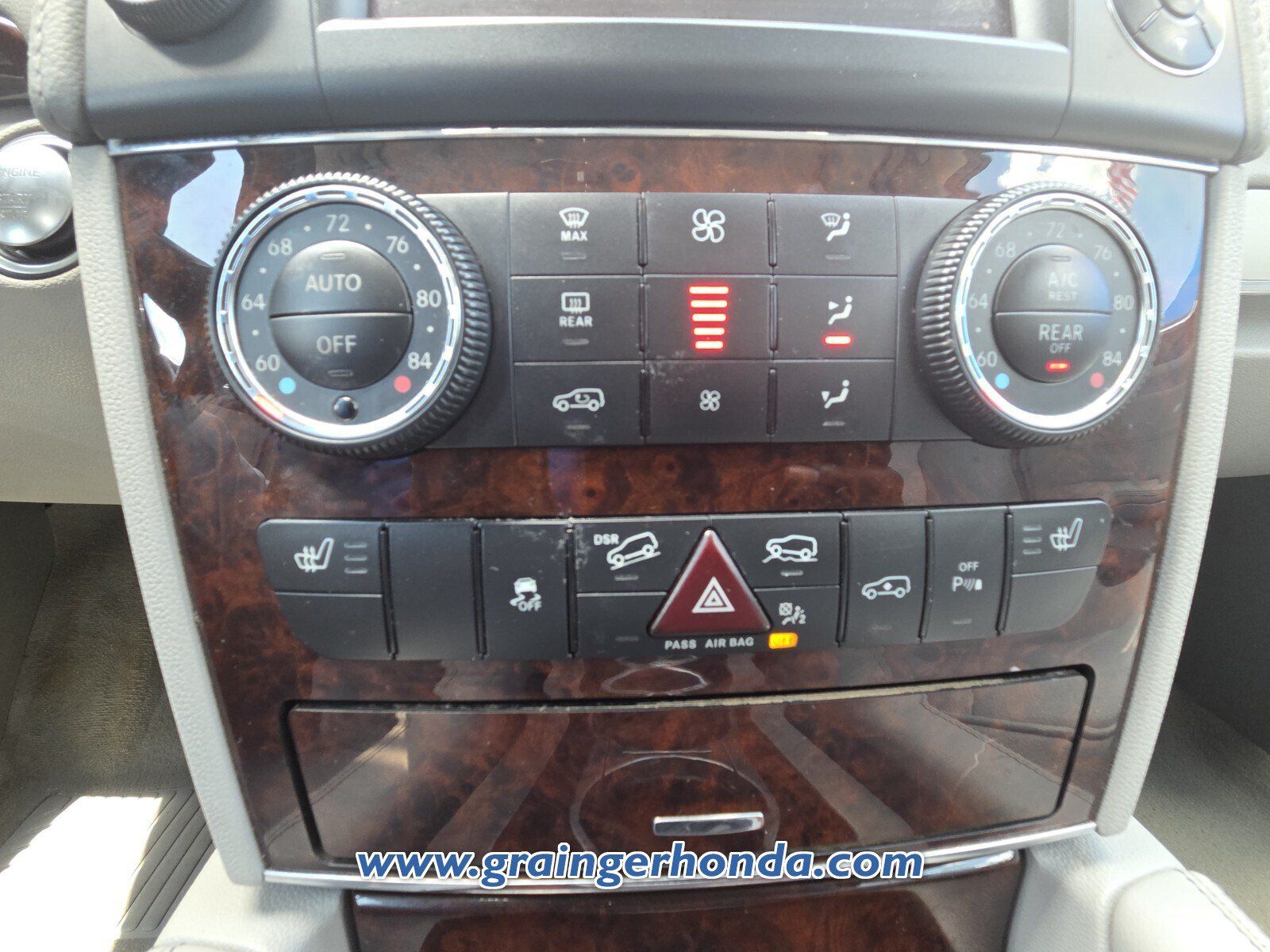 Used 2012 Mercedes-Benz GL 450 4MATIC image 19