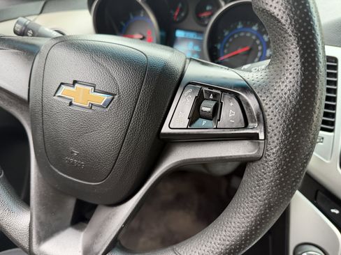 Used 2016 Chevrolet Cruze LS image 31