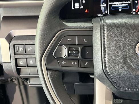 New 2026 Toyota 4Runner SR5 AWD/4WD image 22