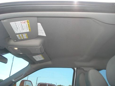 Used 2020 Ford F250 XL w/ Power Equipment Group AWD/4WD image 26