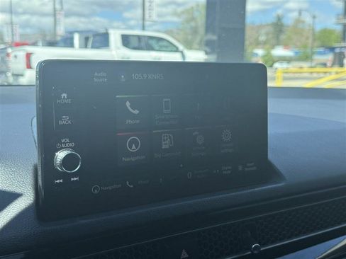 Used 2022 Honda Civic Touring image 33