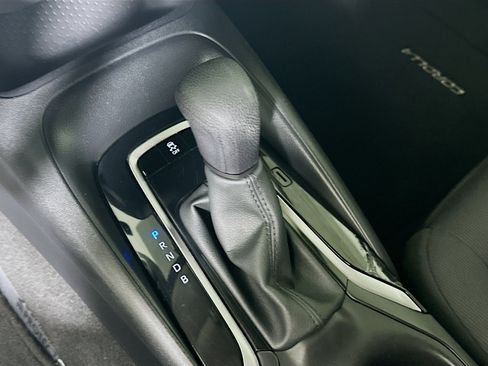 Used 2024 Toyota Corolla LE FWD image 20