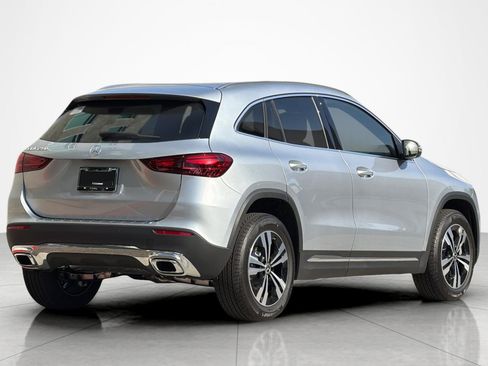 New 2026 Mercedes-Benz GLA 250 image 5