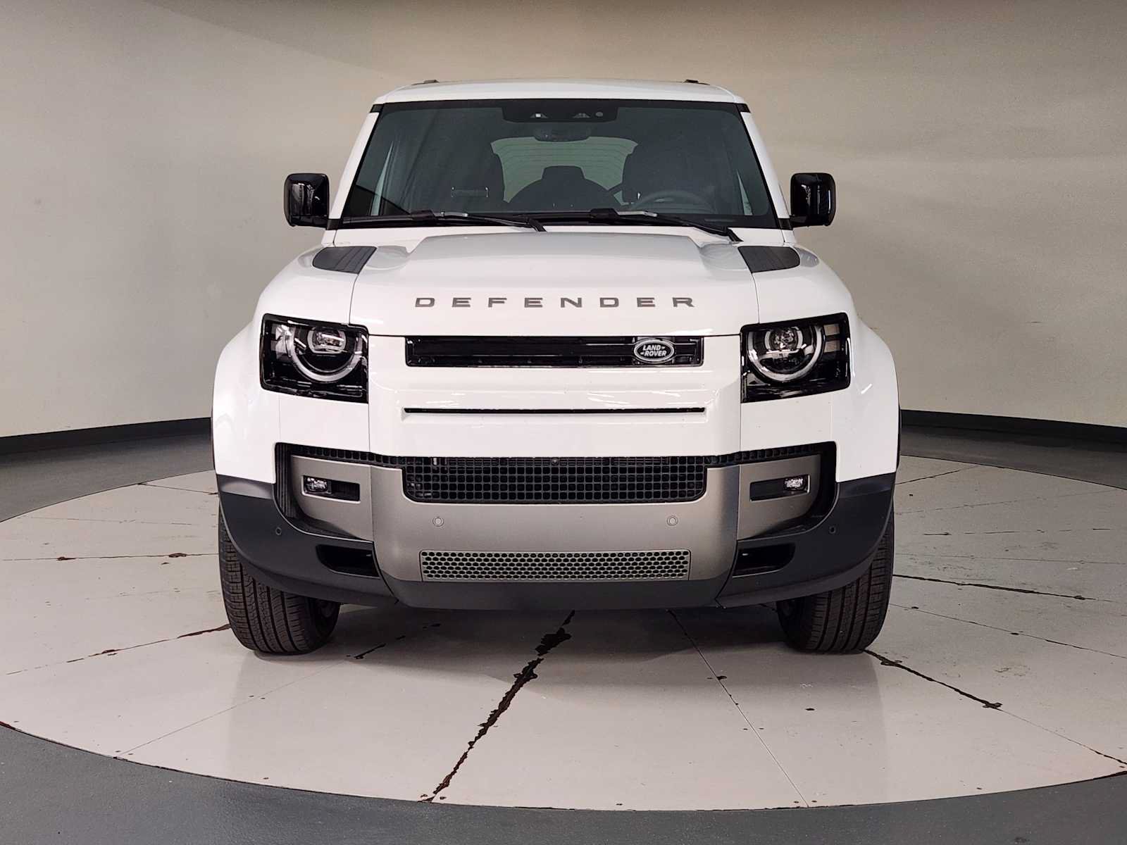 New 2026 Land Rover Defender 110 S AWD/4WD image 9