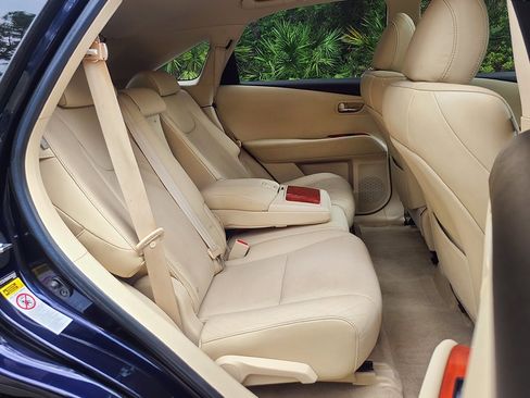Used 2010 Lexus RX 350 2WD image 19