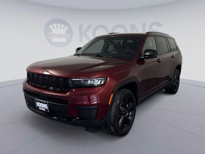 Used 2023 Jeep Grand Cherokee L Laredo