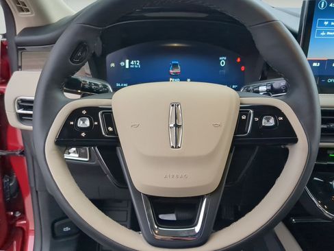 New 2026 Lincoln Corsair Reserve FWD image 13