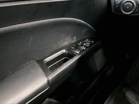 Used 2017 Ford Fusion SE w/ Fusion SE Technology Package image 36