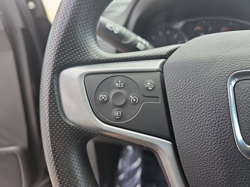 Used 2023 GMC Terrain SLE w/ Driver Convenience Package FWD image 22