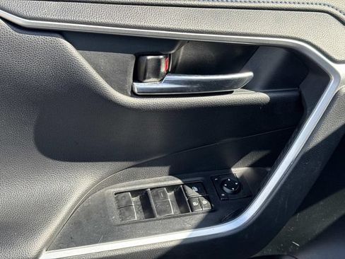 Used 2020 Toyota RAV4 XSE AWD/4WD image 26