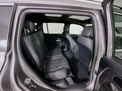New 2026 Mercedes-Benz GLB 250 image 29