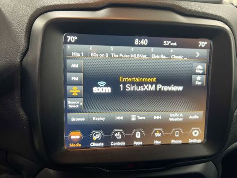 Used 2022 Jeep Renegade Latitude w/ Convenience Group image 13