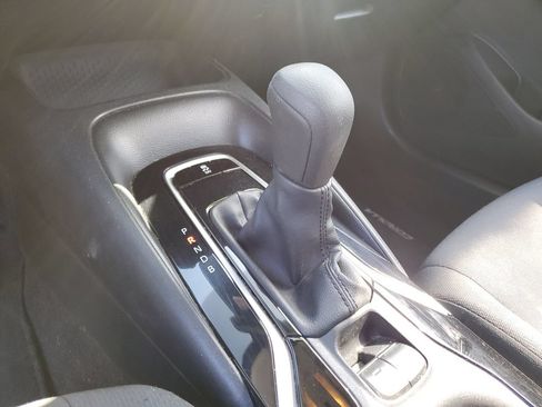 Used 2020 Toyota Corolla LE FWD image 29