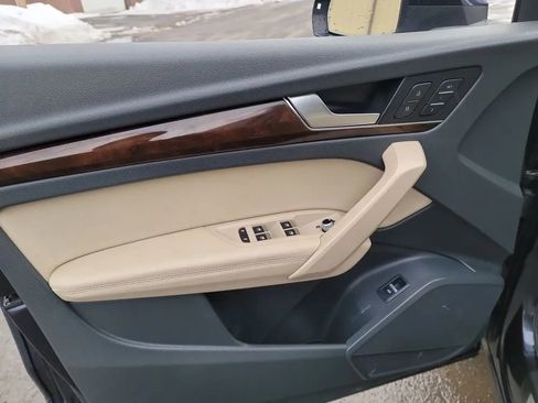 Used 2020 Audi Q5 2.0T Premium Plus w/ Premium Plus Package image 10