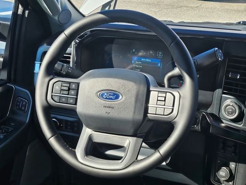 New 2026 Ford F250 Lariat w/ Black Appearance Package image 24