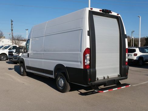 Used 2024 RAM ProMaster 3500 w/ Delivery Van Package FWD image 5