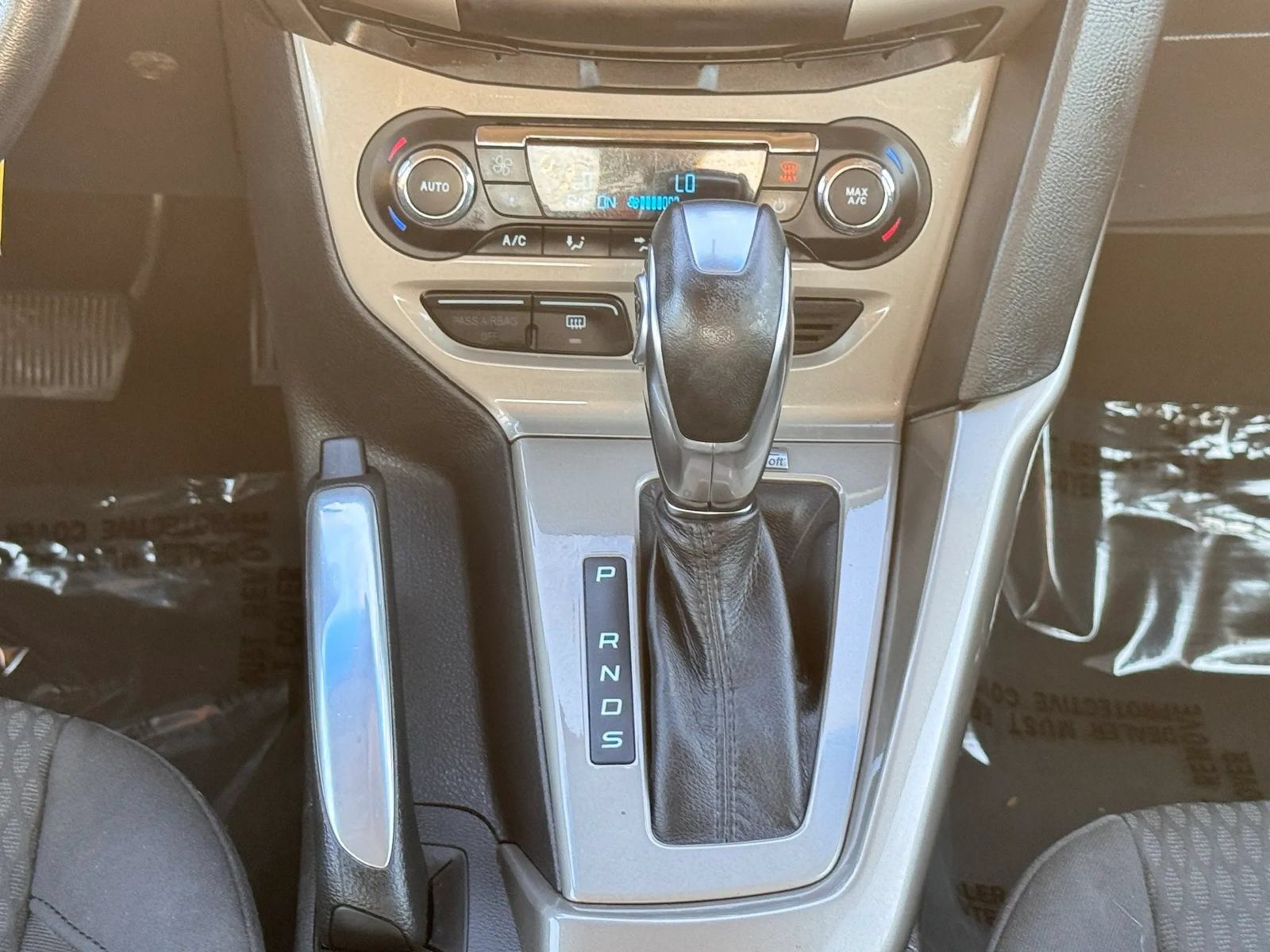 Used 2012 Ford Focus SEL FWD image 3