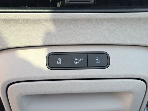 New 2025 Volkswagen ID. Buzz Pro S Plus image 27