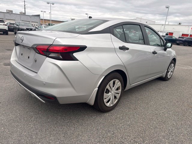 Used 2025 Nissan Versa S w/ Trunk Package FWD image 5