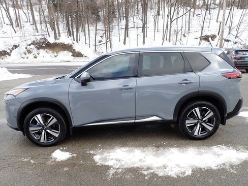 Used 2022 Nissan Rogue SL w/ SL Premium Package image 9