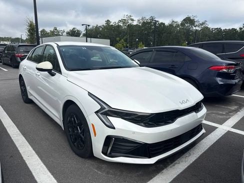 Used 2025 Kia K5 LXS FWD image 1