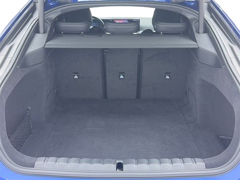 Used 2023 BMW i4 eDrive40 w/ M Sport Package image 12