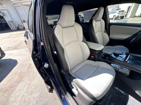 New 2026 Subaru Solterra Premium image 14