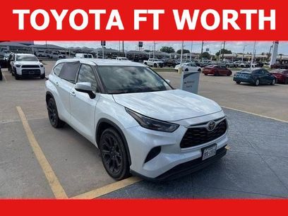 Used 2022 Toyota Highlander L