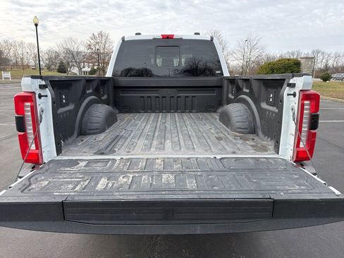 Used 2025 Ford F250 Lariat w/ Lariat Ultimate Package image 5