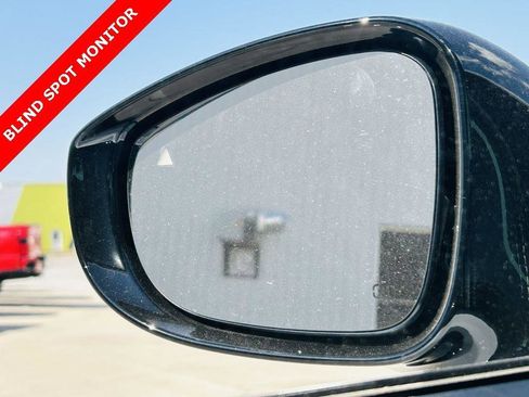 New 2026 Chrysler Pacifica Select w/ Quick Order Package 2EV image 9