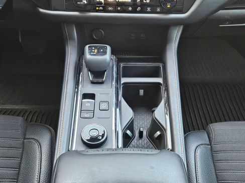 Used 2023 Nissan Pathfinder Rock Creek AWD/4WD image 12