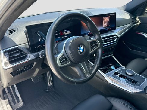 Used 2023 BMW 330i Sedan w/ M Sport Package RWD image 9